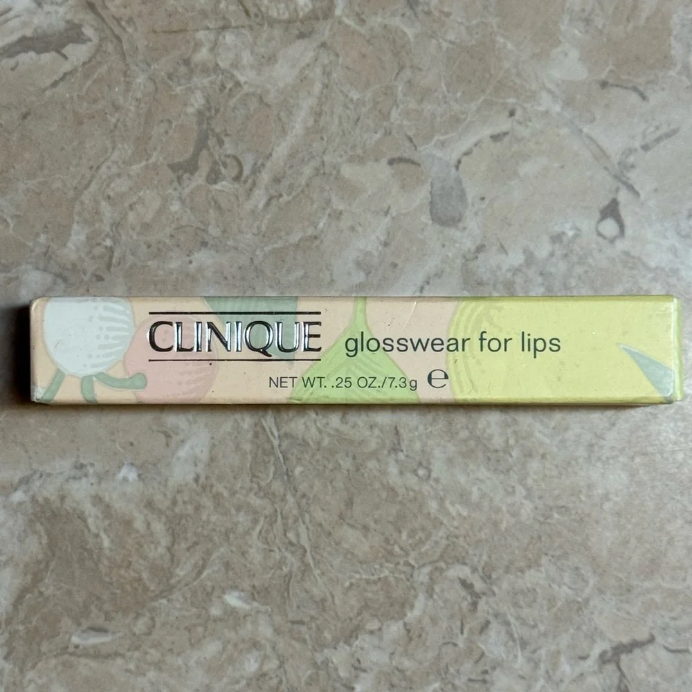 Clinique Glosswear for Lips Black Honey Vampy Dark Red New in Box